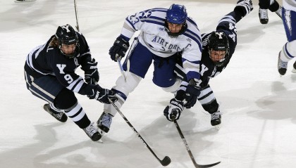 kaiyun电竞-国际足球赛事中，某支球队大获全胜，令人瞩目，某届洲际足球大赛中