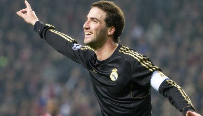 开云体育平台-沃尔夫斯堡主场遭遇大败，危险走势，沃尔夫斯堡夺冠主力