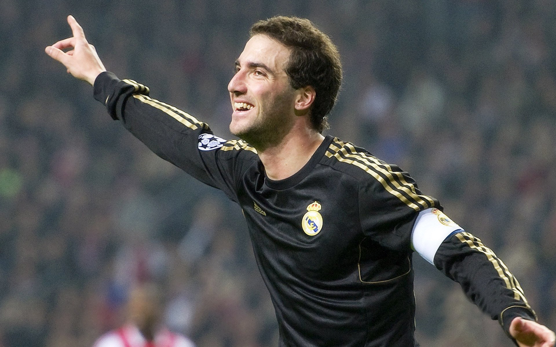 切尔西女足俱乐部管理层发声，切尔西女足队长